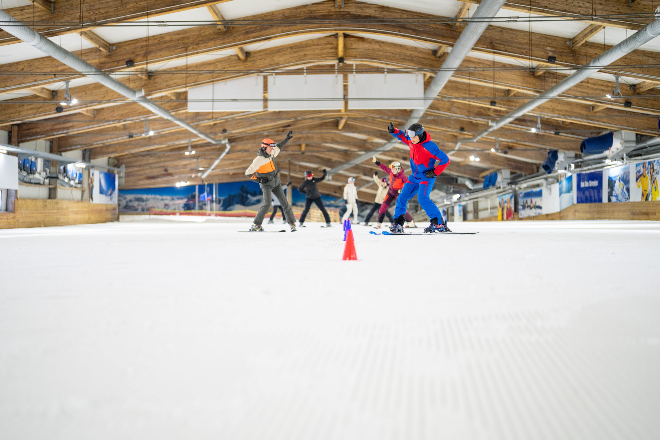 Das Foto zeigt die Skihalle in Bottrop.