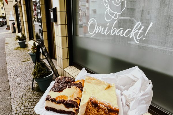 Das Foto zeigt das Café Omi backt im Szeneviertel Bochum Ehrenfeld