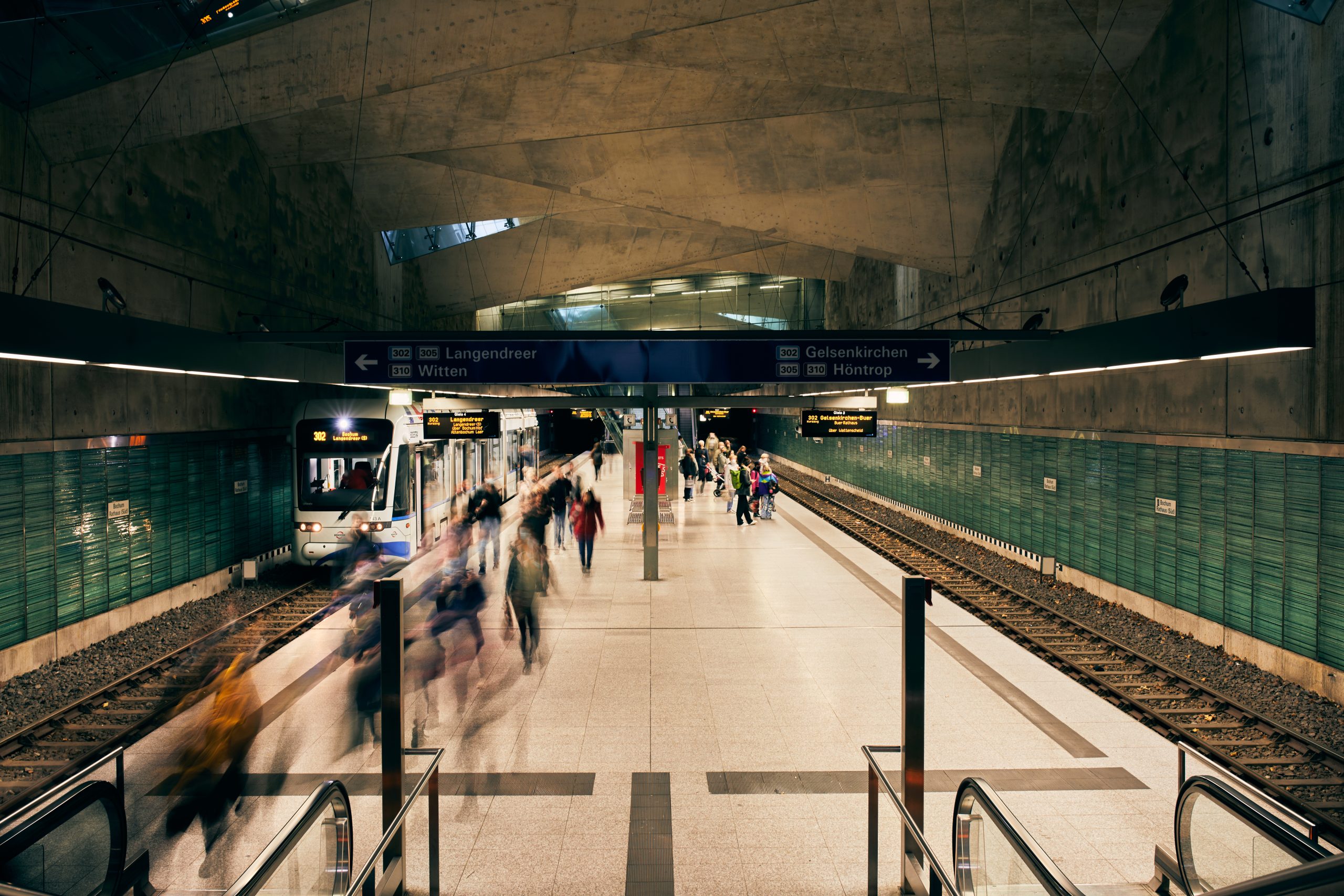 Das Bild zeigt die U-Bahn Station Bochum Rathaus-Süd.