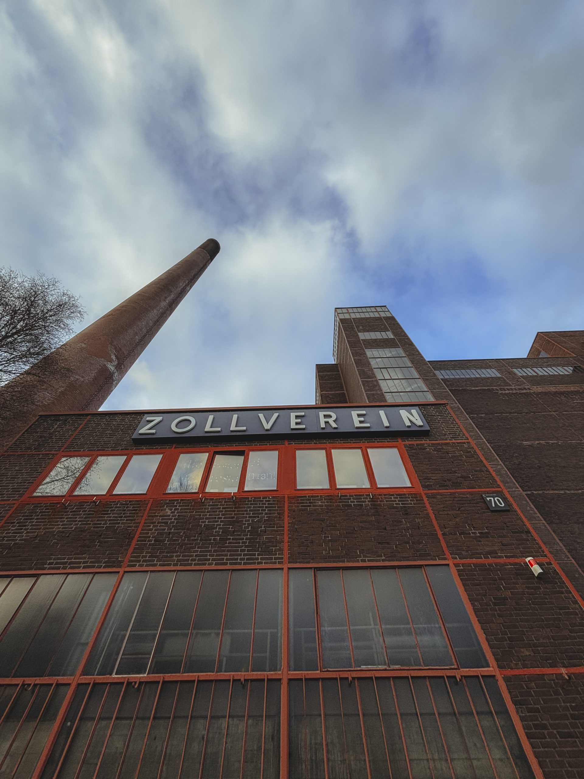 Das Foto zeigt ein Gebäude auf Zollverein.